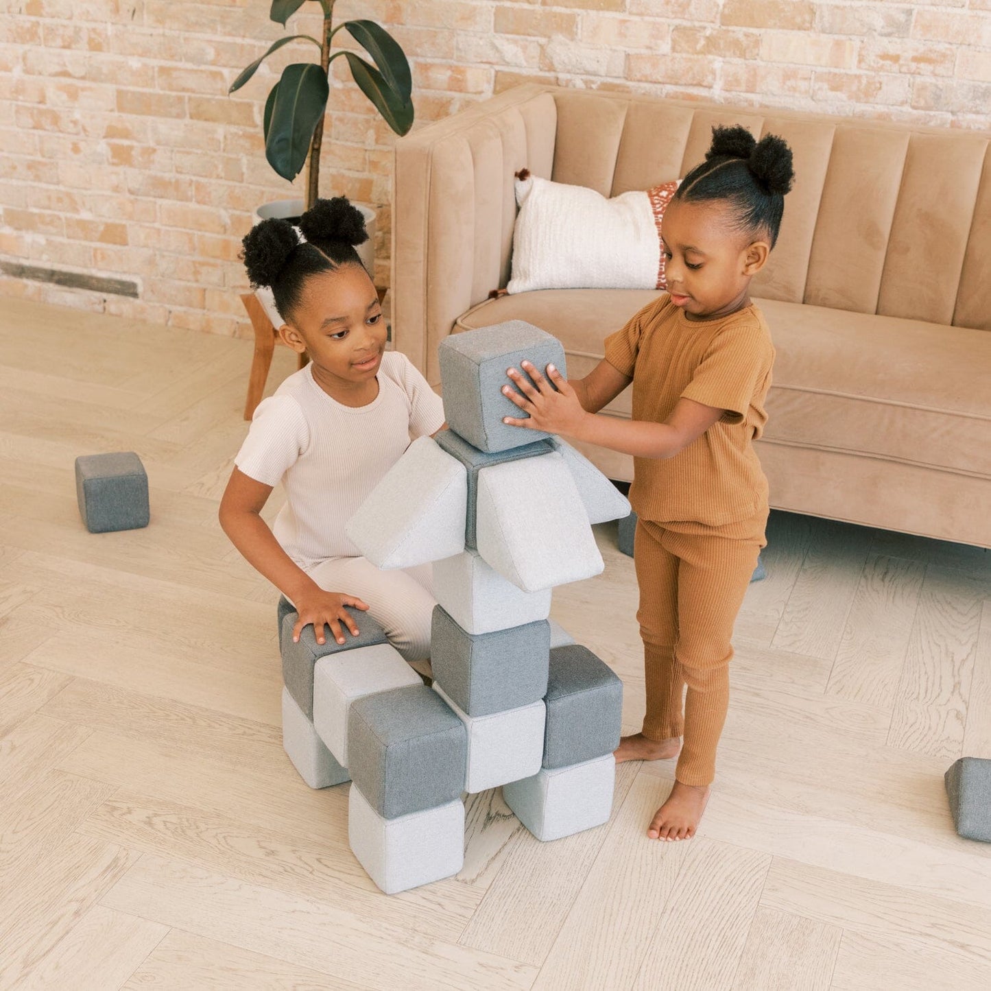 🧲 Magnetic Building Blocks Toy